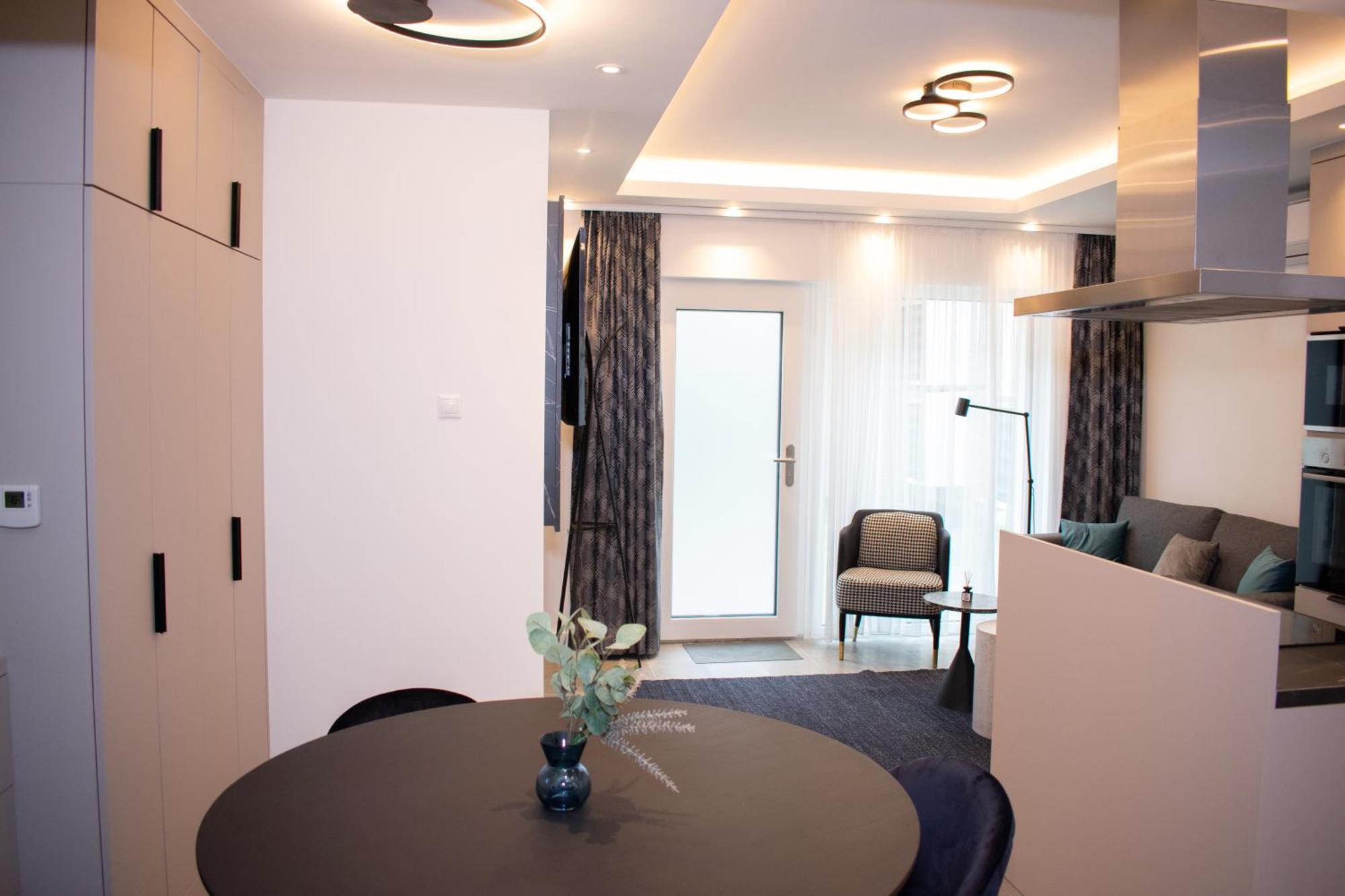 Luxury Cozy 2 Bdr Downtown Apt.4 Budapest Luaran gambar